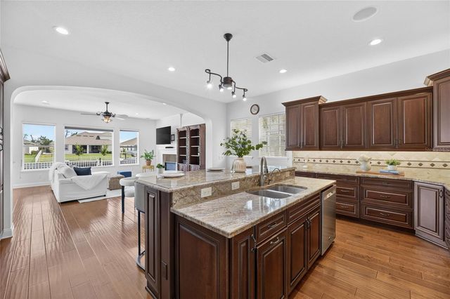 715 ISLEBAY DRIVE, Apollo Beach, FL 33572