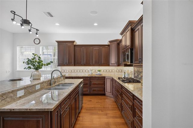 715 ISLEBAY DRIVE, Apollo Beach, FL 33572