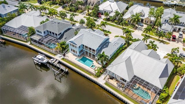 715 ISLEBAY DRIVE, Apollo Beach, FL 33572