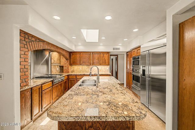 430 E ESTERO Lane, Litchfield Park, AZ 85340