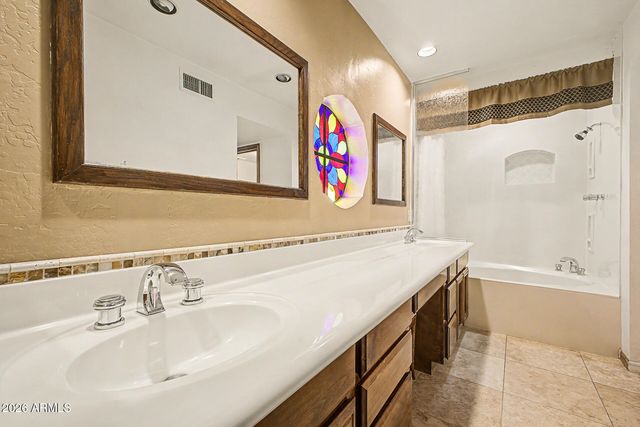 430 E ESTERO Lane, Litchfield Park, AZ 85340