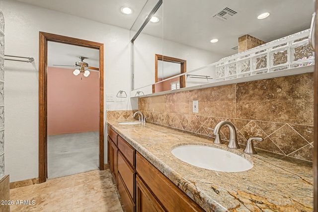 430 E ESTERO Lane, Litchfield Park, AZ 85340