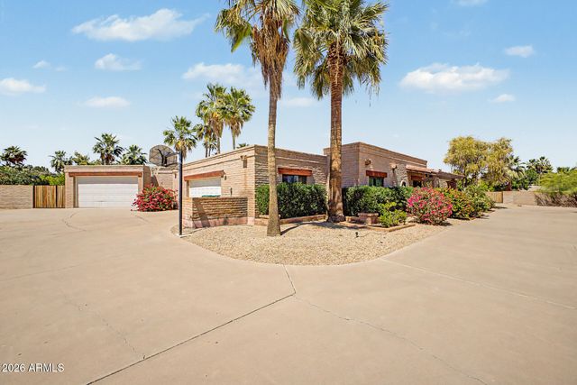 430 E ESTERO Lane, Litchfield Park, AZ 85340