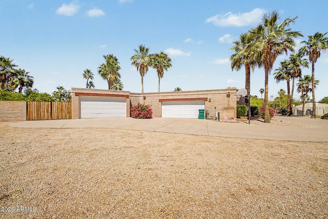 430 E ESTERO Lane, Litchfield Park, AZ 85340