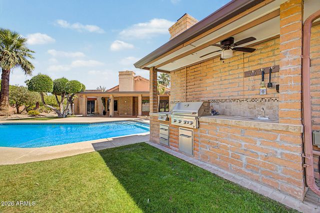 430 E ESTERO Lane, Litchfield Park, AZ 85340