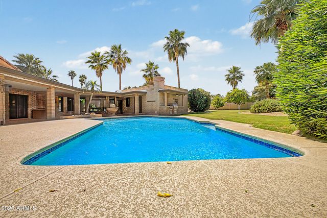 430 E ESTERO Lane, Litchfield Park, AZ 85340