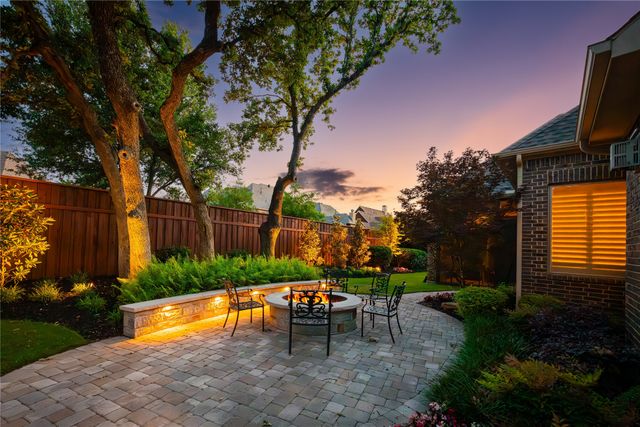705 Strauss, Colleyville, TX 76034