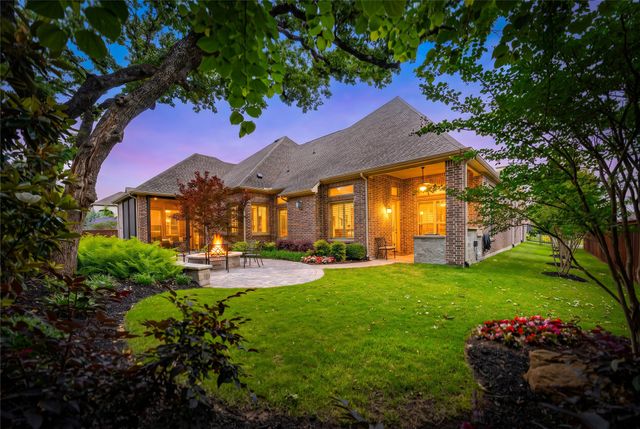 705 Strauss, Colleyville, TX 76034