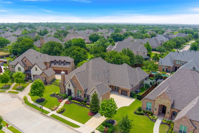 705 Strauss, Colleyville, TX 76034