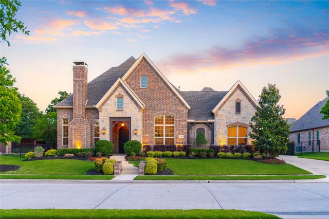 705 Strauss, Colleyville, TX 76034