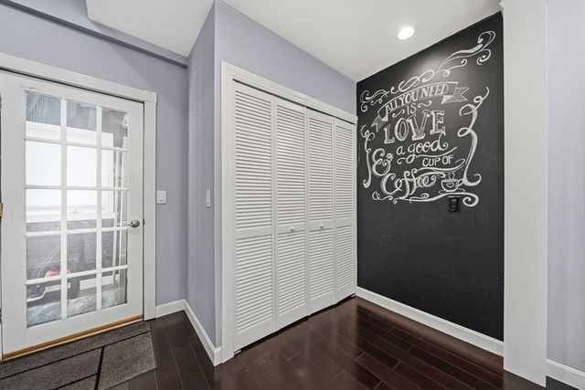 22 Cedar St, Wellesley, MA 02482