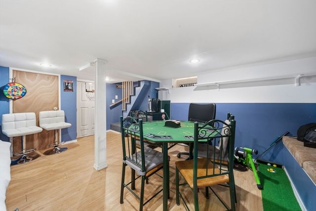 22 Cedar St, Wellesley, MA 02482
