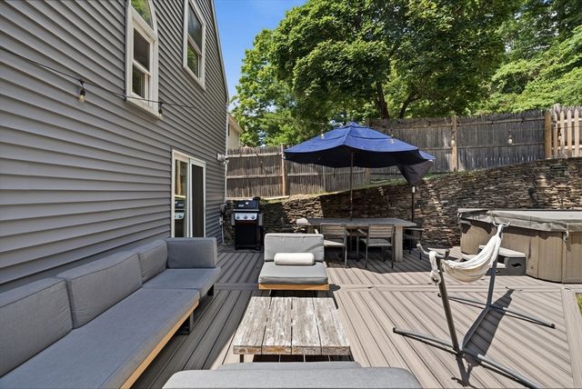 22 Cedar St, Wellesley, MA 02482