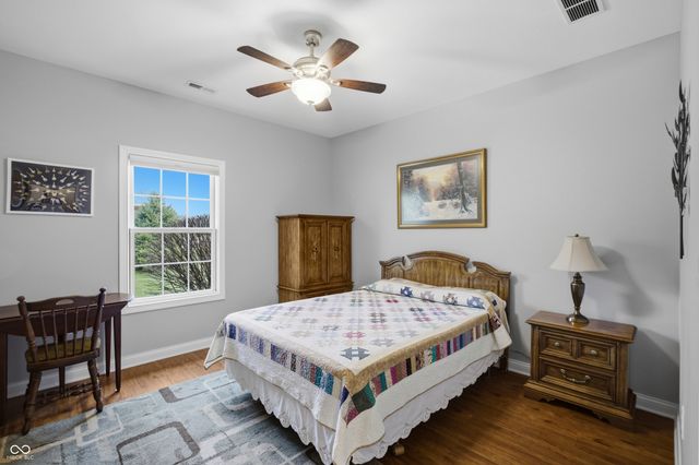 5176 Marco Drive, Columbus, IN 47203