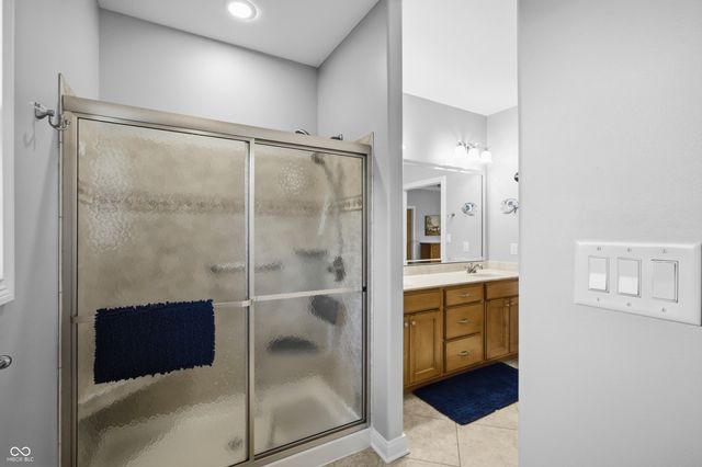 5176 Marco Drive, Columbus, IN 47203