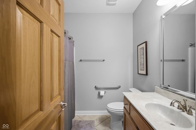 5176 Marco Drive, Columbus, IN 47203