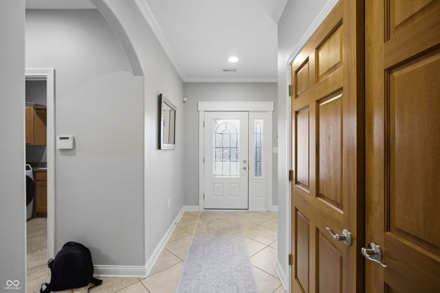 5176 Marco Drive, Columbus, IN 47203