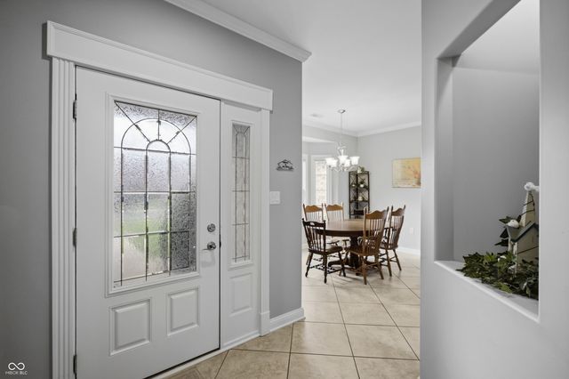 5176 Marco Drive, Columbus, IN 47203