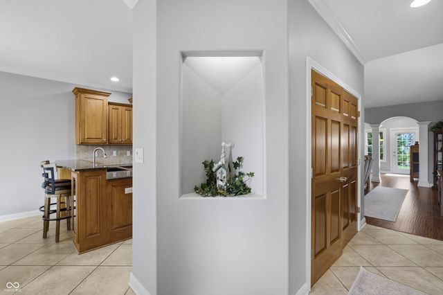 5176 Marco Drive, Columbus, IN 47203