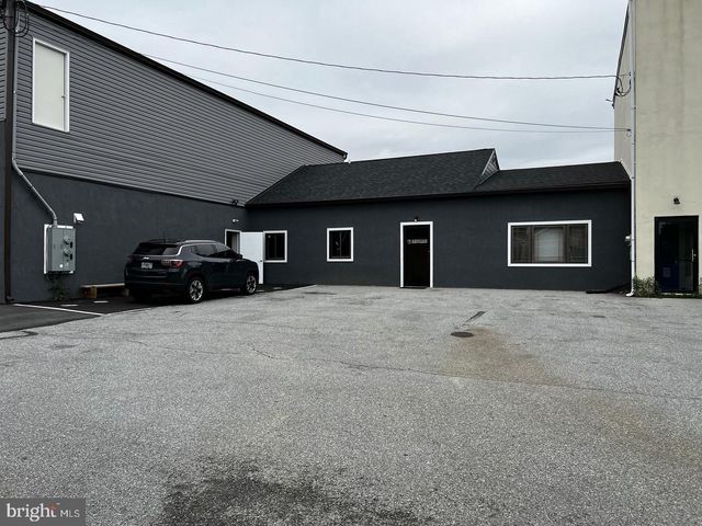 1311 W WEST CHESTER PIKE, West Chester, PA 19382