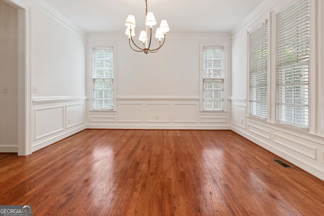 1593 Walkway Court SW, Lilburn, GA 30047
