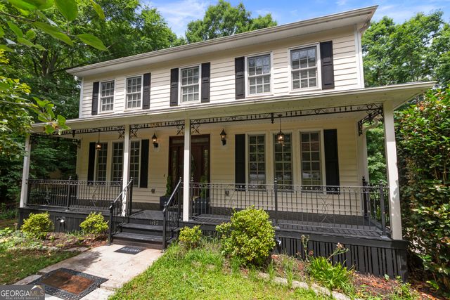 1593 Walkway Court SW, Lilburn, GA 30047