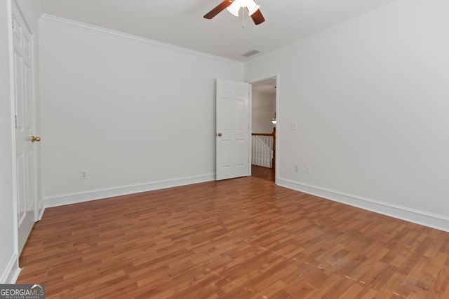 1593 Walkway Court SW, Lilburn, GA 30047
