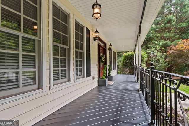 1593 Walkway Court SW, Lilburn, GA 30047