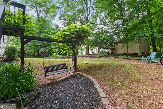 1593 Walkway Court SW, Lilburn, GA 30047