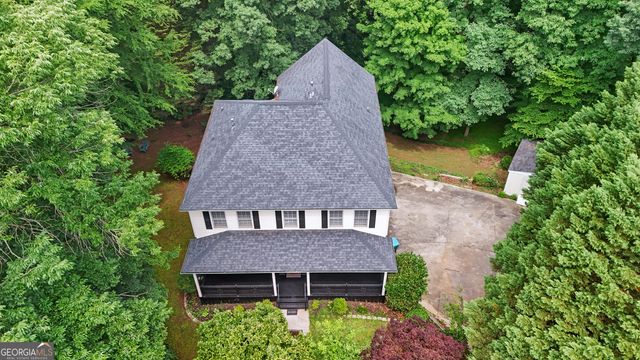 1593 Walkway Court SW, Lilburn, GA 30047