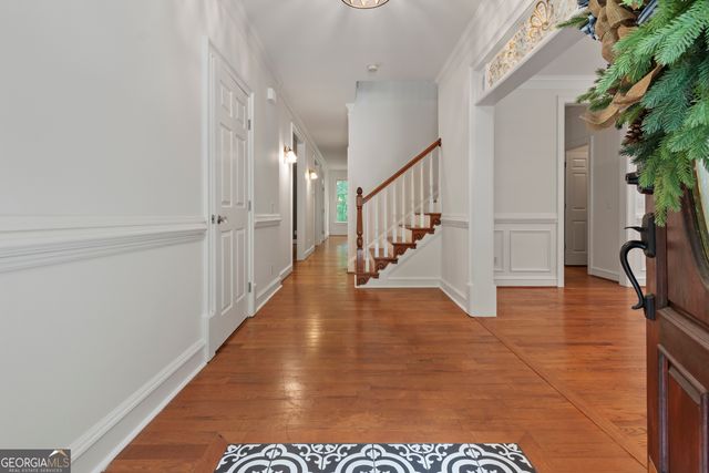 1593 Walkway Court SW, Lilburn, GA 30047