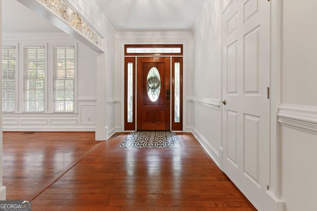 1593 Walkway Court SW, Lilburn, GA 30047