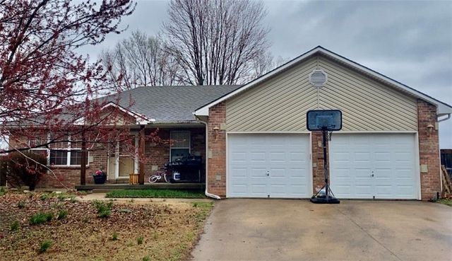 305 S Truman Road, Archie, MO 64725