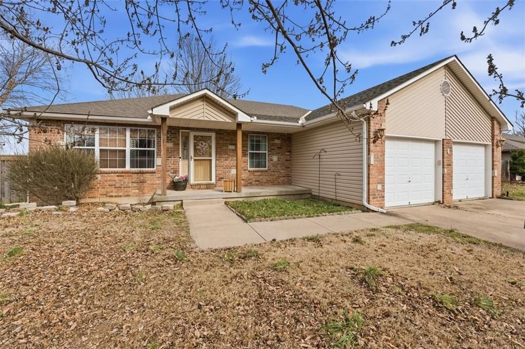 305 S Truman Road, Archie, MO 64725