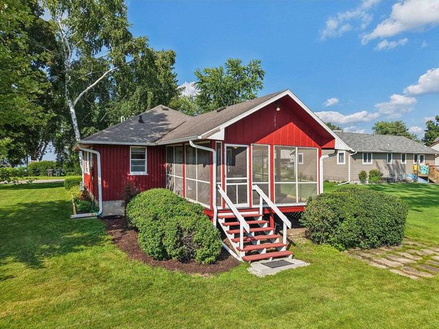 W8135 Elm Point Road, Lake Mills, WI 53551
