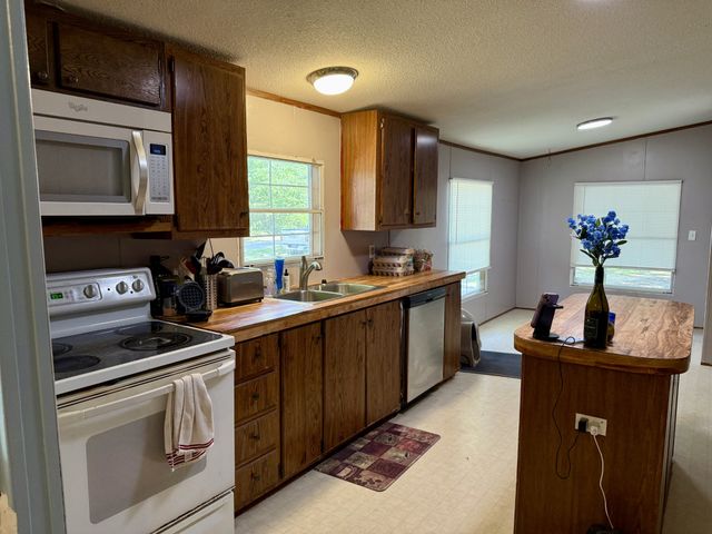 102 Backwoods Dr, Hohenwald, TN 38462