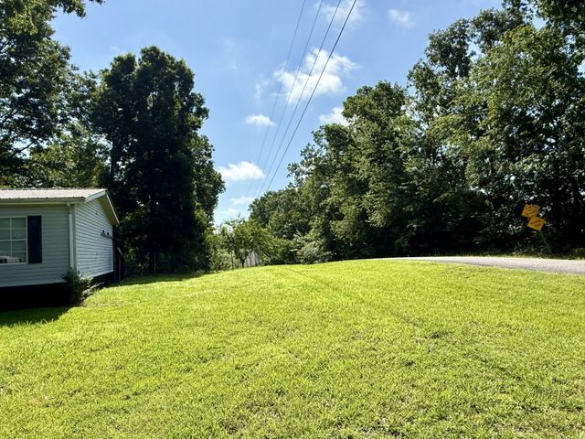 102 Backwoods Dr, Hohenwald, TN 38462