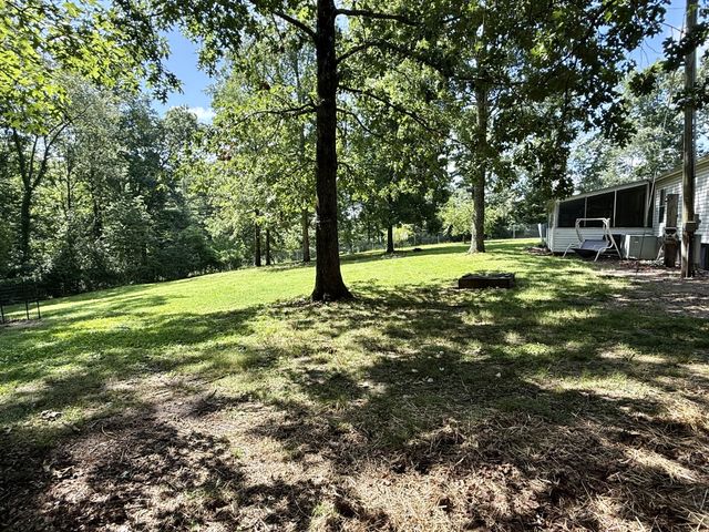 102 Backwoods Dr, Hohenwald, TN 38462