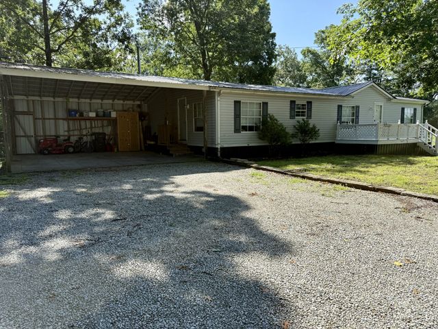 102 Backwoods Dr, Hohenwald, TN 38462