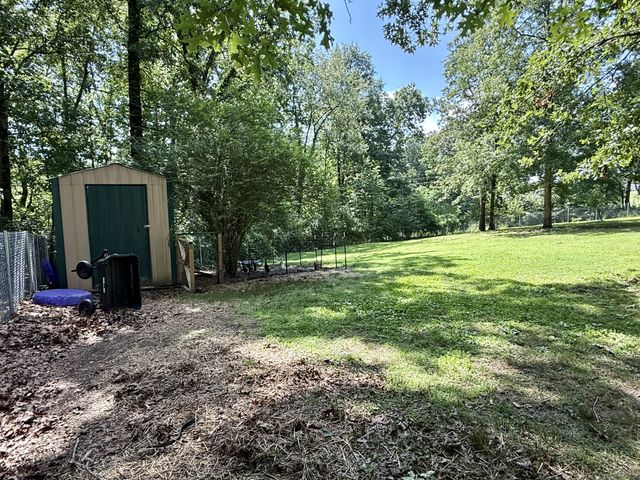 102 Backwoods Dr, Hohenwald, TN 38462