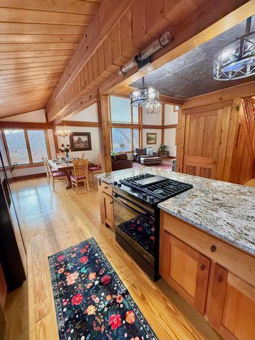 6461 State Highway 30 E, Decatur, TN 37322