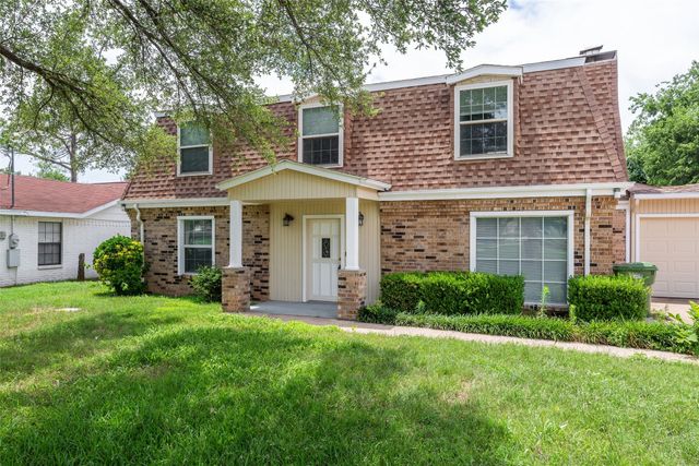 4102 Apache Trail Court, Granbury, TX 76048