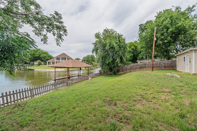 4102 Apache Trail Court, Granbury, TX 76048