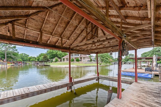 4102 Apache Trail Court, Granbury, TX 76048