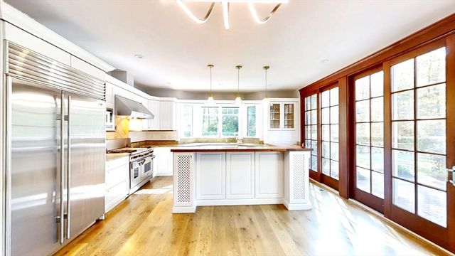 130 Summer St, Weston, MA 02493