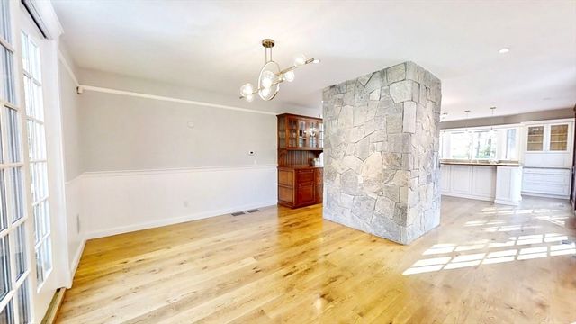 130 Summer St, Weston, MA 02493