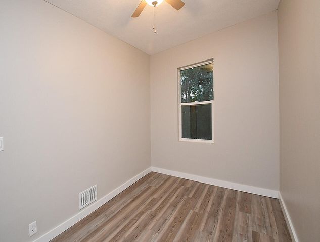 2306 6TH Avenue, Council Bluffs, IA 51501