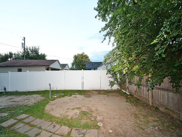 2306 6TH Avenue, Council Bluffs, IA 51501