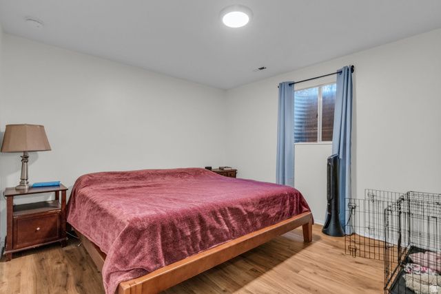 9968 S BLOSSOM DR, Sandy, UT 84092