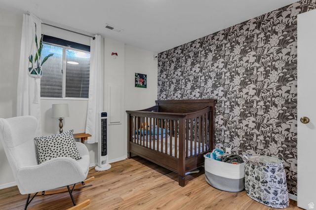 9968 S BLOSSOM DR, Sandy, UT 84092